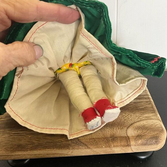 Native American Doll Green Velvet Dress Beaded Handmade 9" Vintage - Picture 8 of 10